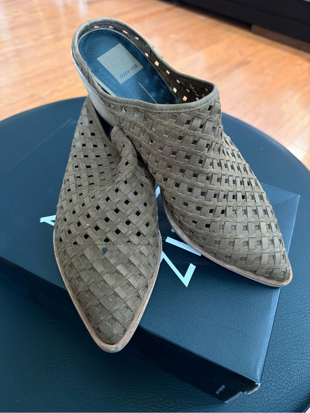 Dolce Vita Women's Sayer Woven Mule 9.5